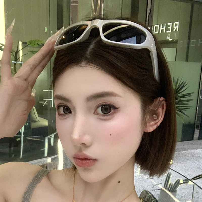2025新款发箍墨镜欧美风y2k辣妹夏季沙滩高级感高颅顶头箍太阳镜