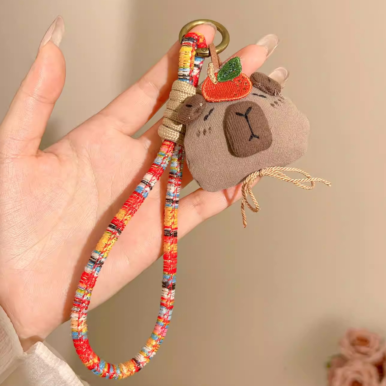 布艺卡皮巴拉背包挂件