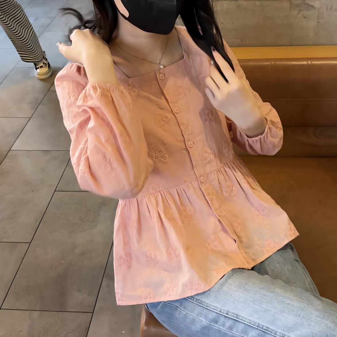 春季新款长袖高级感百搭上衣女刺绣宽松漂亮小衫灯笼袖气质衬衣潮