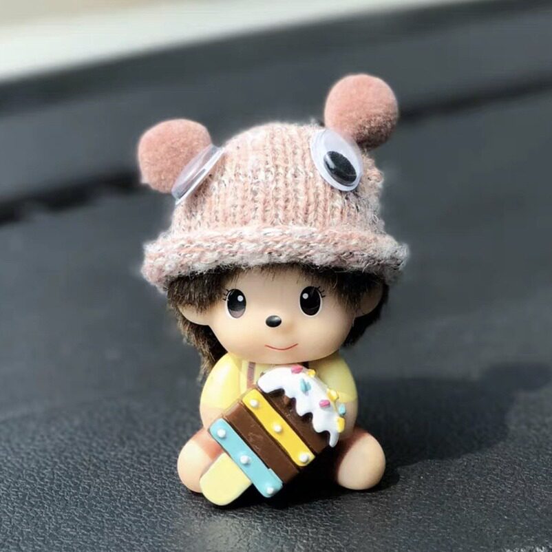 单个蒙奇奇公仔汽车摆件创意可爱摇头娃娃车内饰品卡通汽车用品女