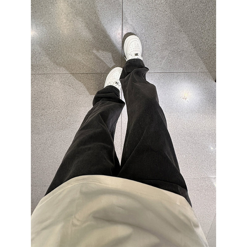 烟灰色水洗做旧牛仔裤男