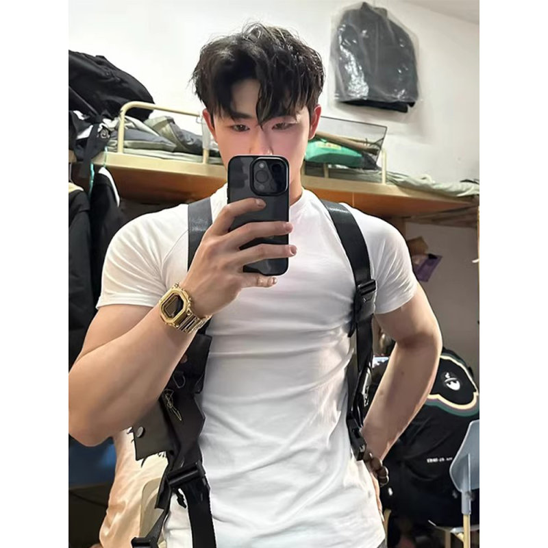 伏黑甚尔健身小领口短袖