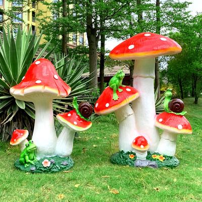 优圣玻璃钢户外蘑菇草坪景观摆件