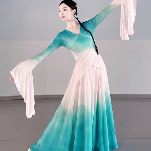 亲子款古典舞服装出游装表演服