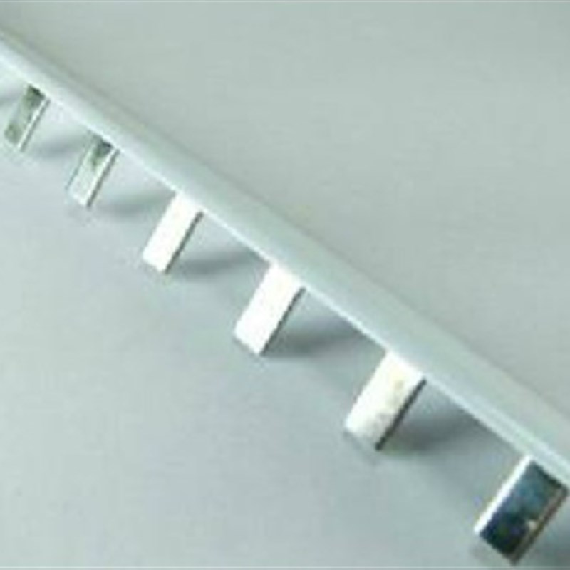 C45/1P 100A汇流排 规格:紫铜1.8厚*8mm宽 bus bar DZ47汇流排