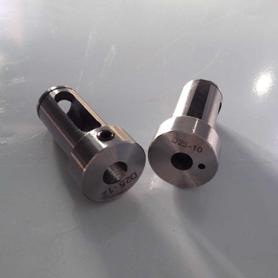 V  C25 D25-4 5 6 7 8 10 12 14 16 18 20 MT1 2 3车床镗刀套钻套