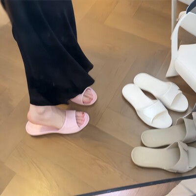 拖鞋粉色凉拖室内家居浴室女款高级感2026新款外穿防滑防臭沙滩鞋