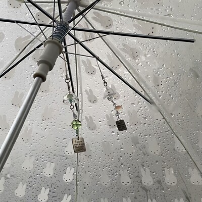 雨伞风铃挂件四叶草包挂饰高颜值钥匙扣可爱手机链创意汽车装饰品