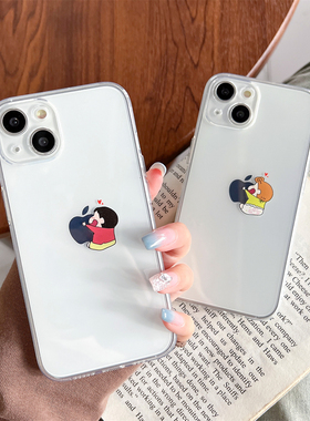 创意卡通可爱男女孩抱苹果13手机壳适用iphone14promax新款透明12全包硅胶软11情侣14plus防摔8/6s保护套7/15