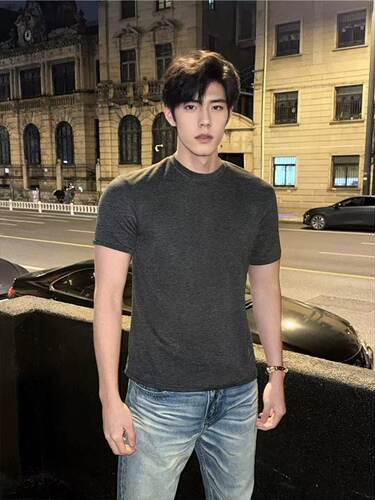 男士夏季短袖运动休闲半袖t恤透气收袖口显臂围纯色上衣圆领打底