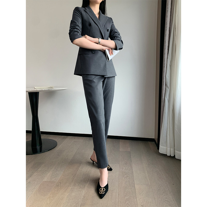 2026新款秋冬灰色西装套装女小个子高级感职业时尚西服气质女神范