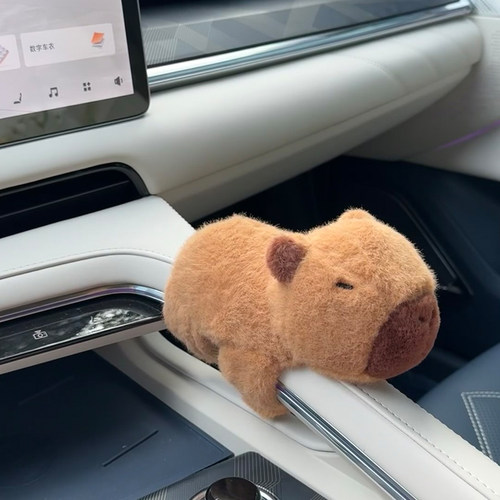 卡皮巴拉车载玩偶车内饰品摆件
