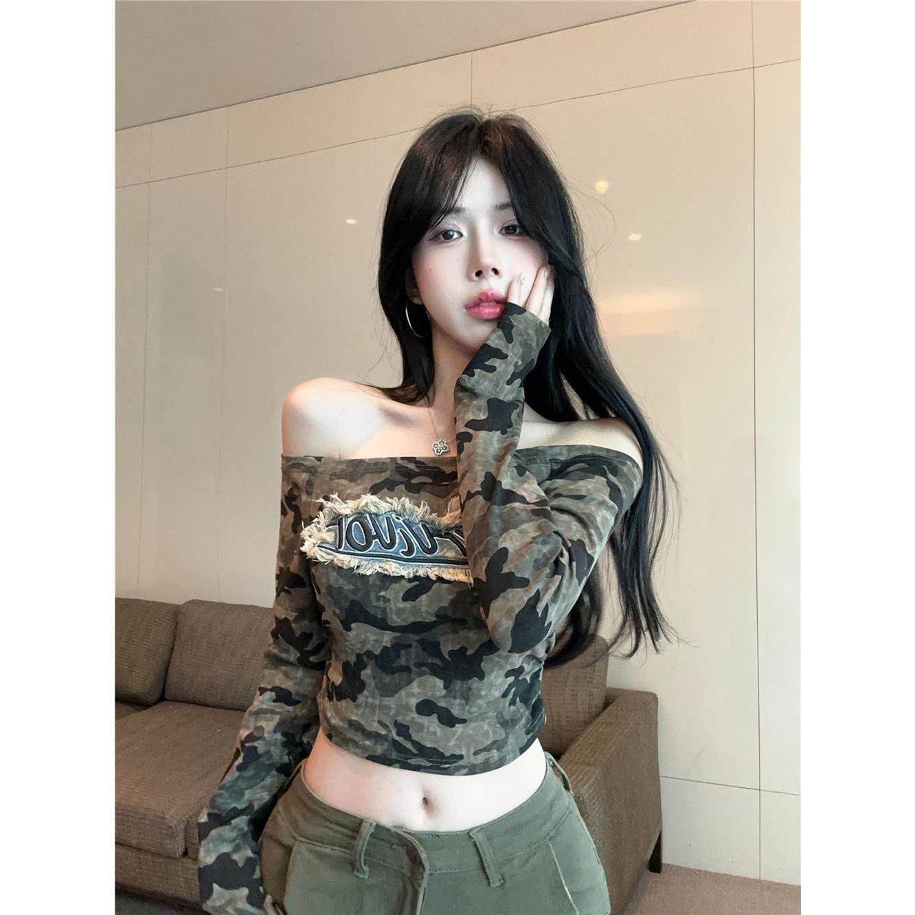 美式辣妹迷彩牛仔贴布长袖T恤女秋季2025新款一字领短款显瘦上衣