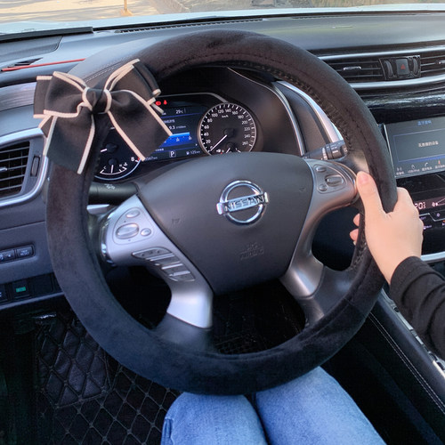 冬季毛绒通用小香风方向盘套