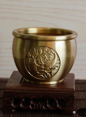 年年有余办公桌烟灰缸乔迁礼品