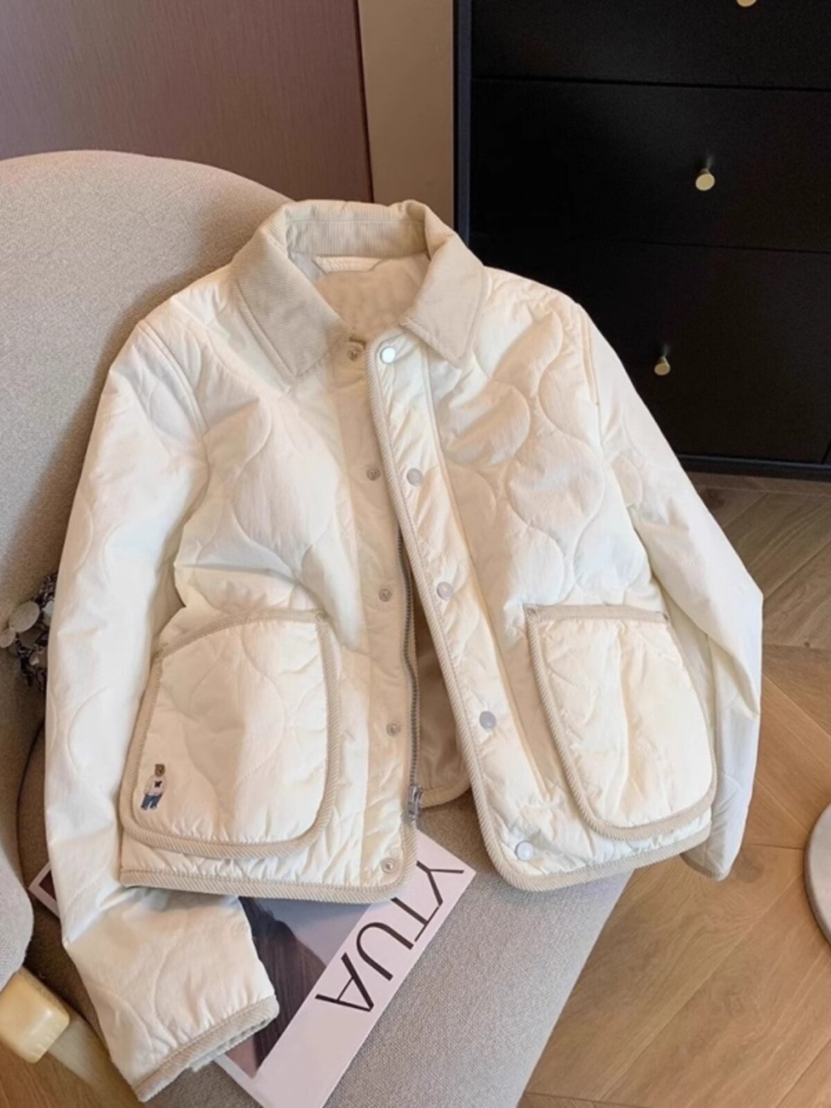 轻薄撞色翻领菱格棉服外套女短款冬季流行风格小个子保暖休闲棉衣