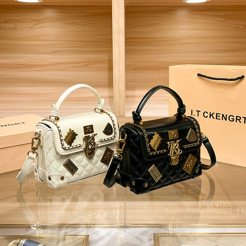 方盒子女包高级感手提单肩斜挎包