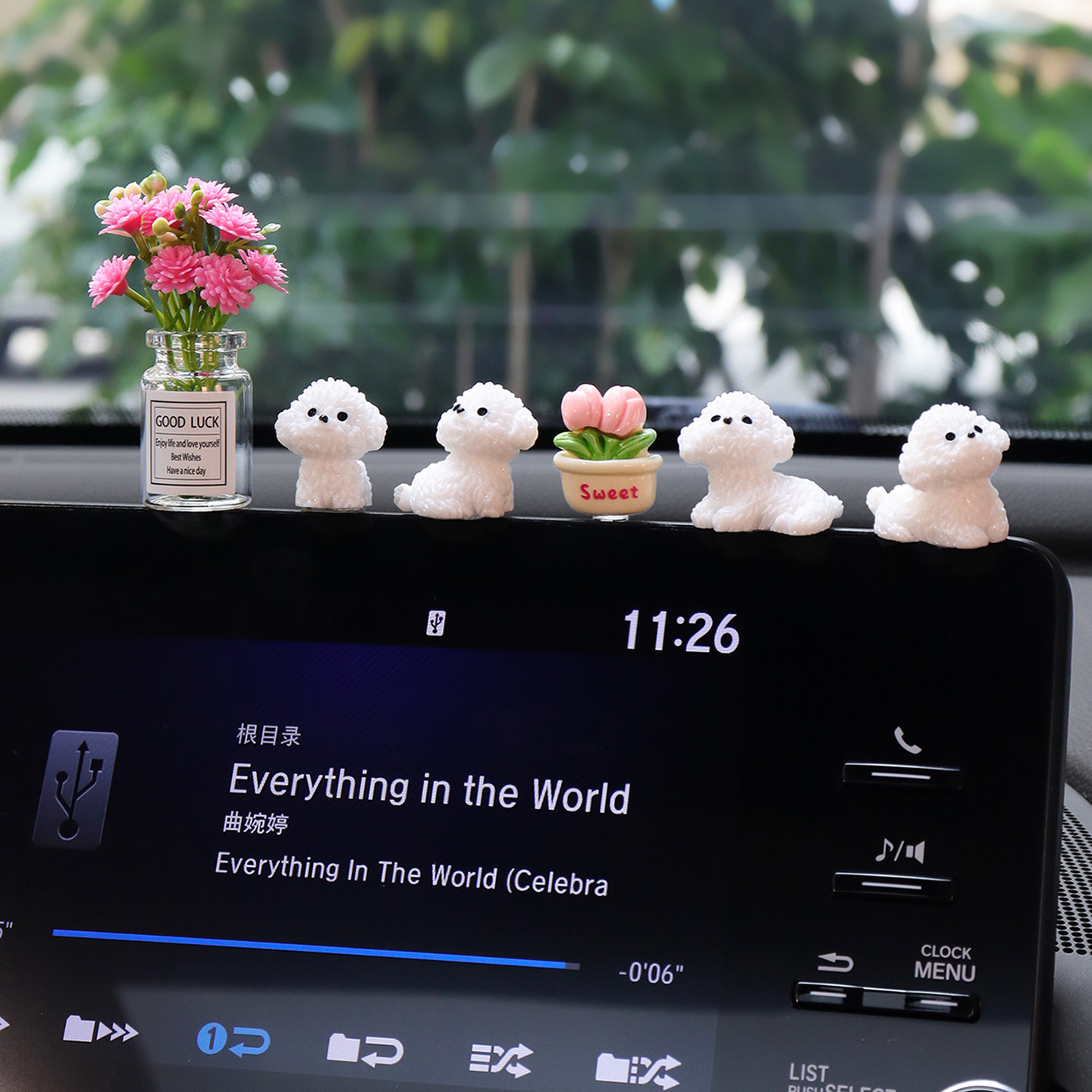 至型有趣可爱比熊犬车中控台摆件