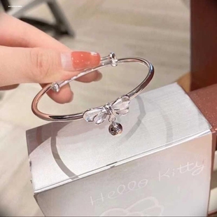 设计蝴蝶结铃铛手镯手链高级感个性新款女汉服轻奢带铃铛的手饰