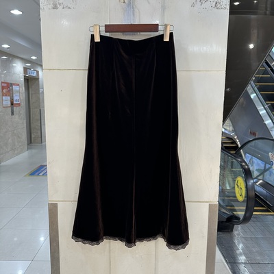 M33255欧货2025秋新款时尚蕾丝花边裙摆半身裙性感包臀鱼尾中长裙