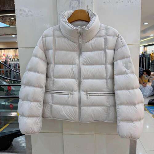 5853-90立领短款羽绒服女90白鸭绒小个子加厚保暖蓬松泡芙外套冬