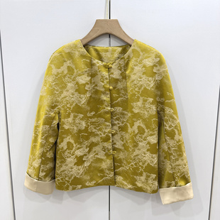 依米莎26A029春时尚 圆领单排盘扣宽松显瘦复古提花国风短外套女