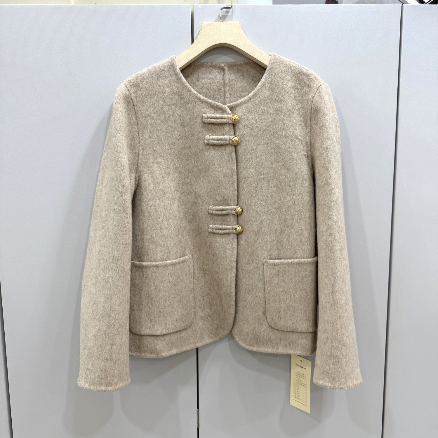 依米莎25C033 欧洲站25冬单排四粒扣圆领减龄显瘦双面羊毛呢大衣