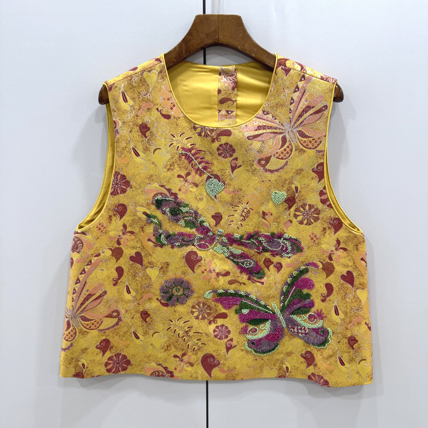 L68892欧洲站2026春新款时尚圆领重工钉珠刺绣百搭国风羊毛马甲女