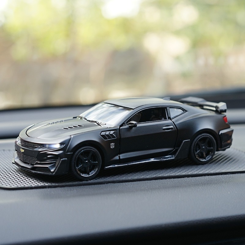 车载摆件车模型高档新款网红汽车中控台装饰用品大全创意个性