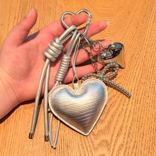 ins小众韩系银色爱心包包蝴蝶结钥匙扣情侣挂链挂件挂饰miu钥匙扣