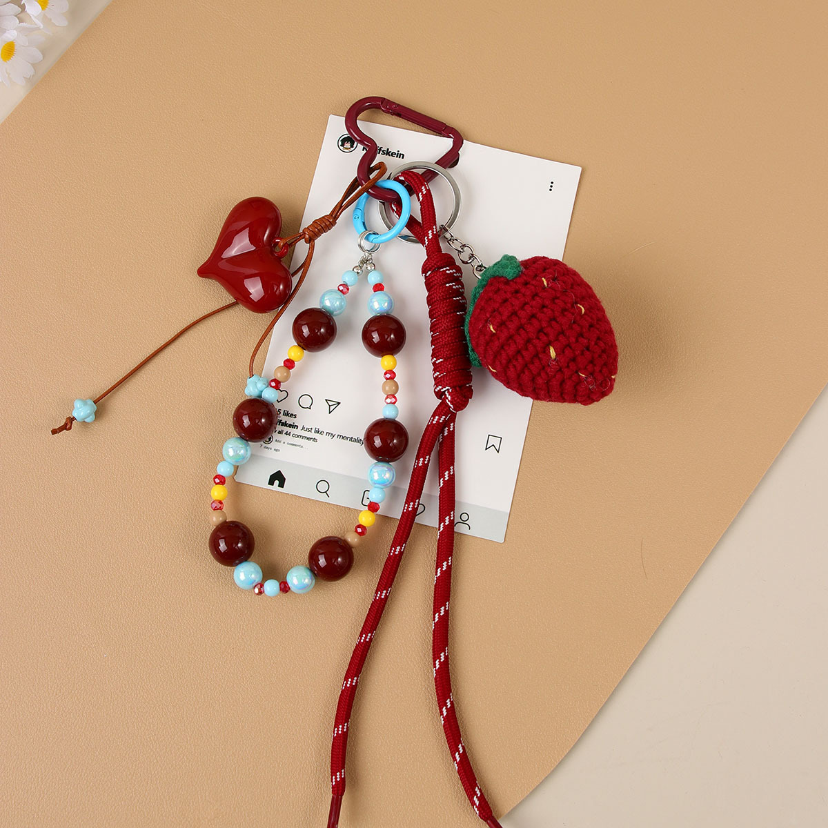 新款m系风甜美精致手工钩织挂件