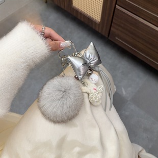 新款毛绒球兔子包挂件初恋少女背包挂饰高级感好看的蝴蝶结钥匙扣
