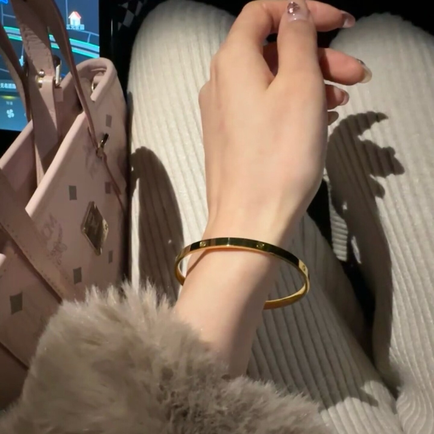 钛钢手镯钛钢不掉色女款轻奢小众高级感手饰简约叠戴精致素圈手环
