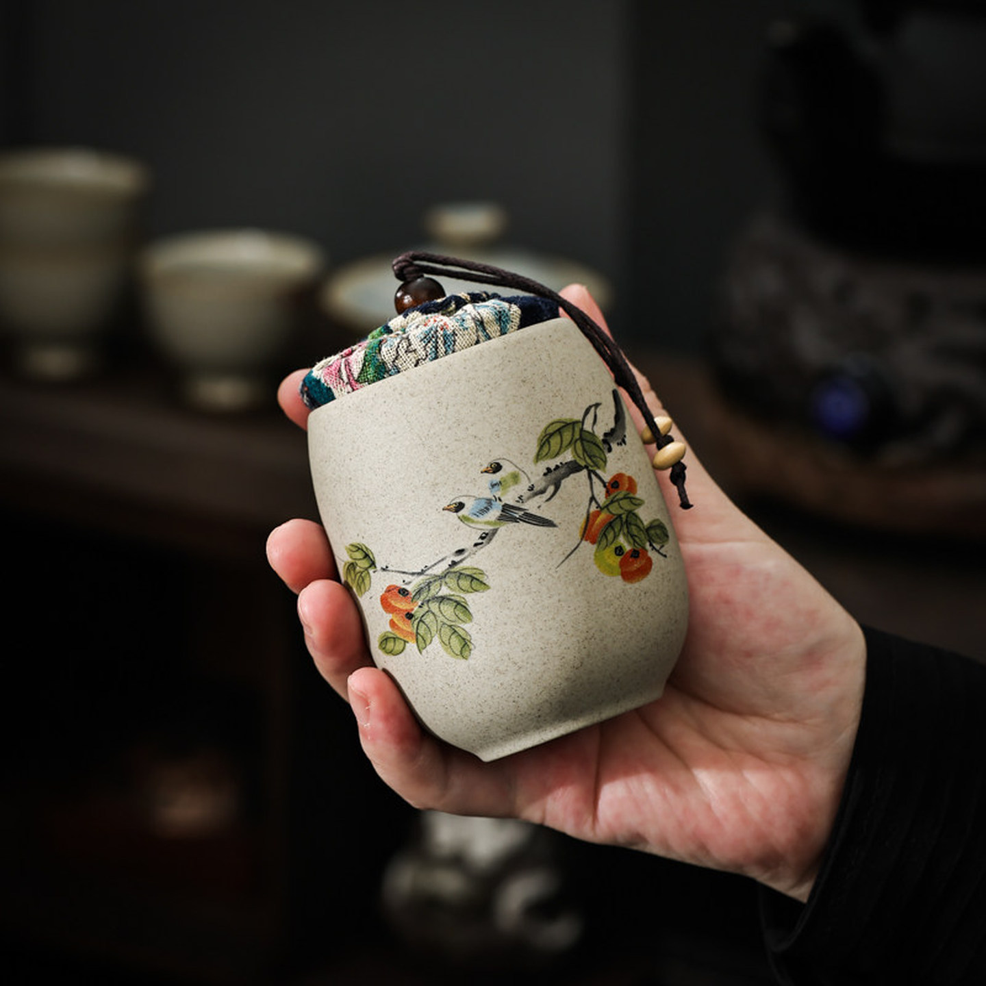 高级茶叶罐粗陶梅兰竹菊迷你小号便携陶瓷茶叶罐密封茶罐储存空罐