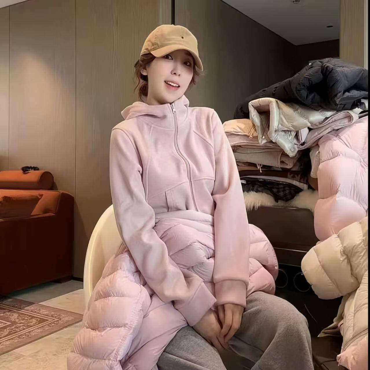 粉色加绒加厚连帽拉链卫衣外套女2025秋冬新款时尚保暖修身上衣潮