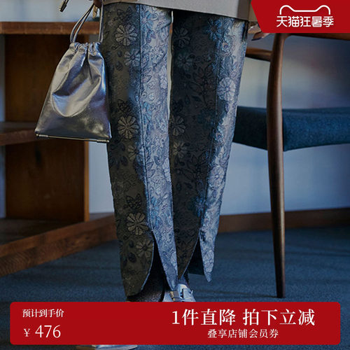 华丽宫廷风提花面料，提花图案大胆又精致