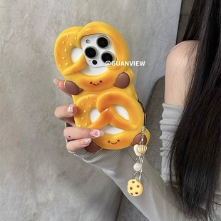 guanview 卡通立体笑脸碱水结面包适用iphone17ProMax苹果16Pro手机壳链条15Pro创意镂空硅胶13防摔14可爱套