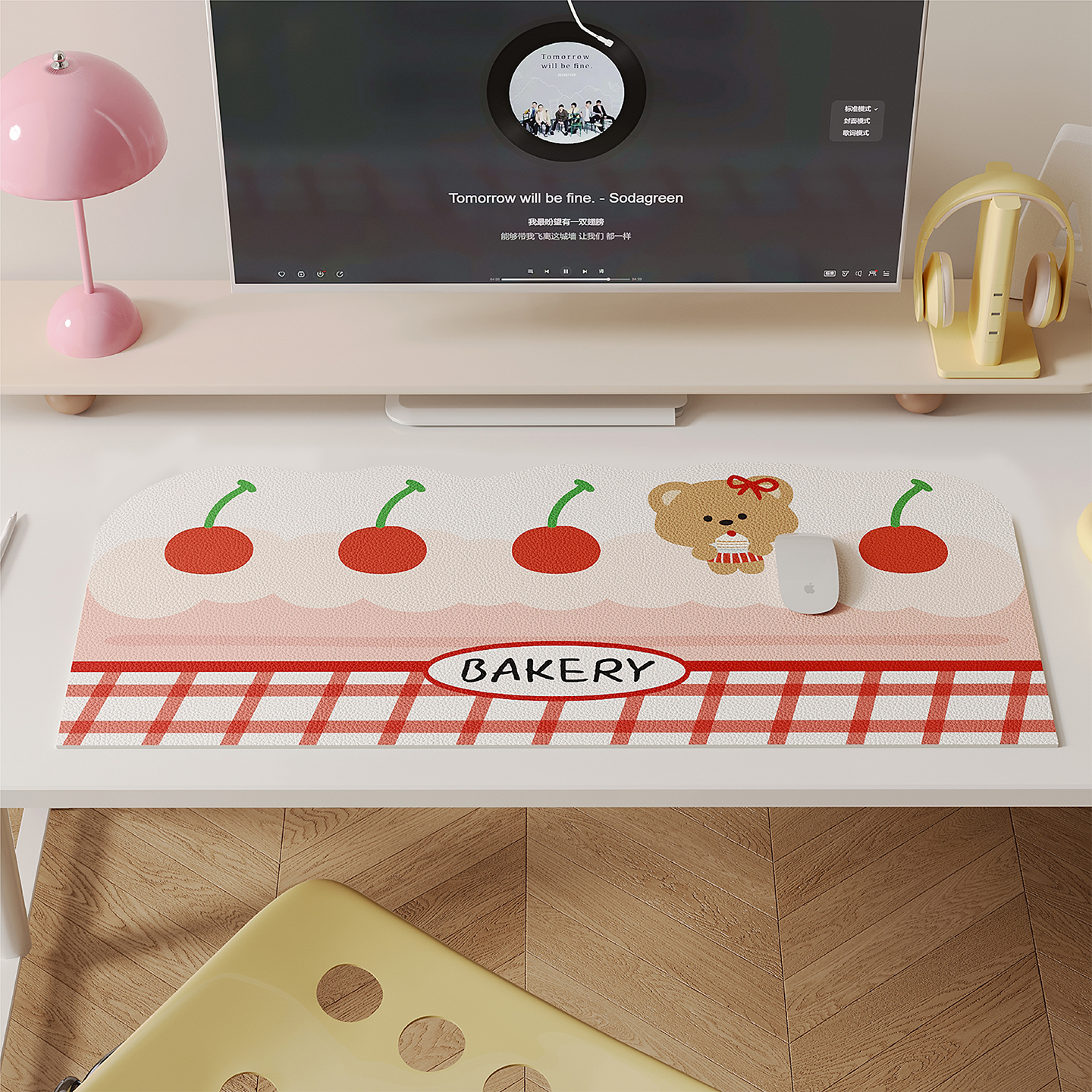 少女风卡通小熊超大号防水鼠标垫