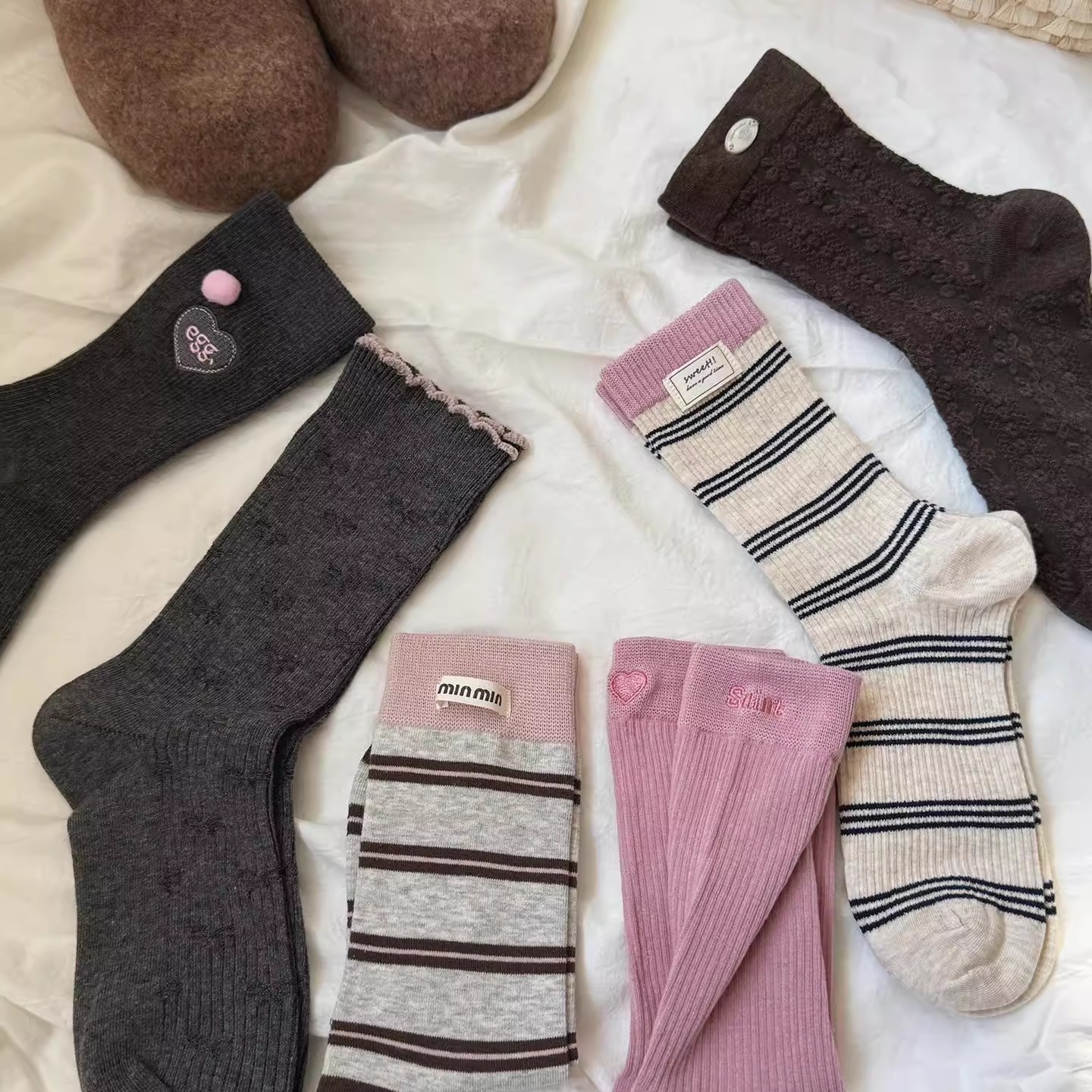 可露丽配色太好看啦~微压条纹袜