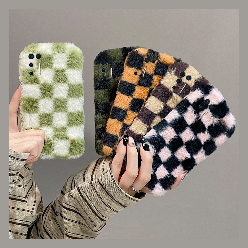 ins风棋盘格格子适用坚果pro3手机壳pro2拼色pro2s撞色r2秋冬季r1硅胶por保暖毛绒绒全包防摔新款毛茸茸冬天p