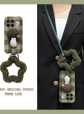 ins风格子蘑菇适用小米红米k90promax手机壳k80斜挎k70pro秋冬k60e至尊版k50毛绒turbo4卡通3软k40s/k30i/12x