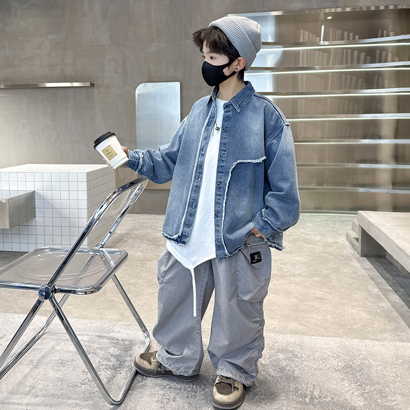 白色长袖衬衫男童儿童装ins风格纹休闲潮装外穿超酷超好看秋天