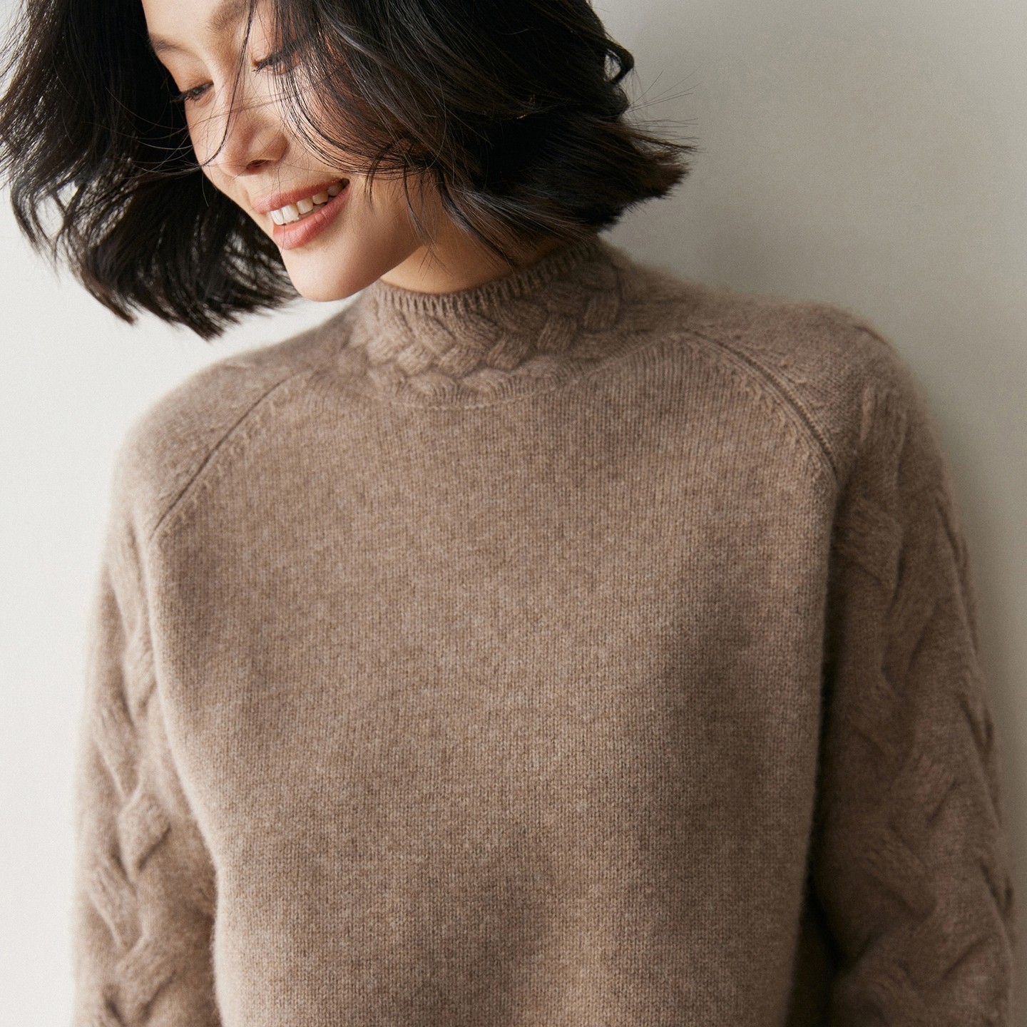 慵懒风麻花插肩袖半高领山羊绒针织衫女套头保暖打底衫