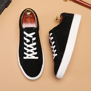 手工系带橡胶软底英伦复古休闲德训鞋 男式 翻毛牛皮板鞋 2026春新款