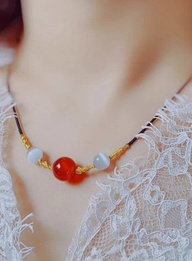 相思豆红玛瑙锁骨项链手串小红书同款ins风猫眼石女神款气质首饰