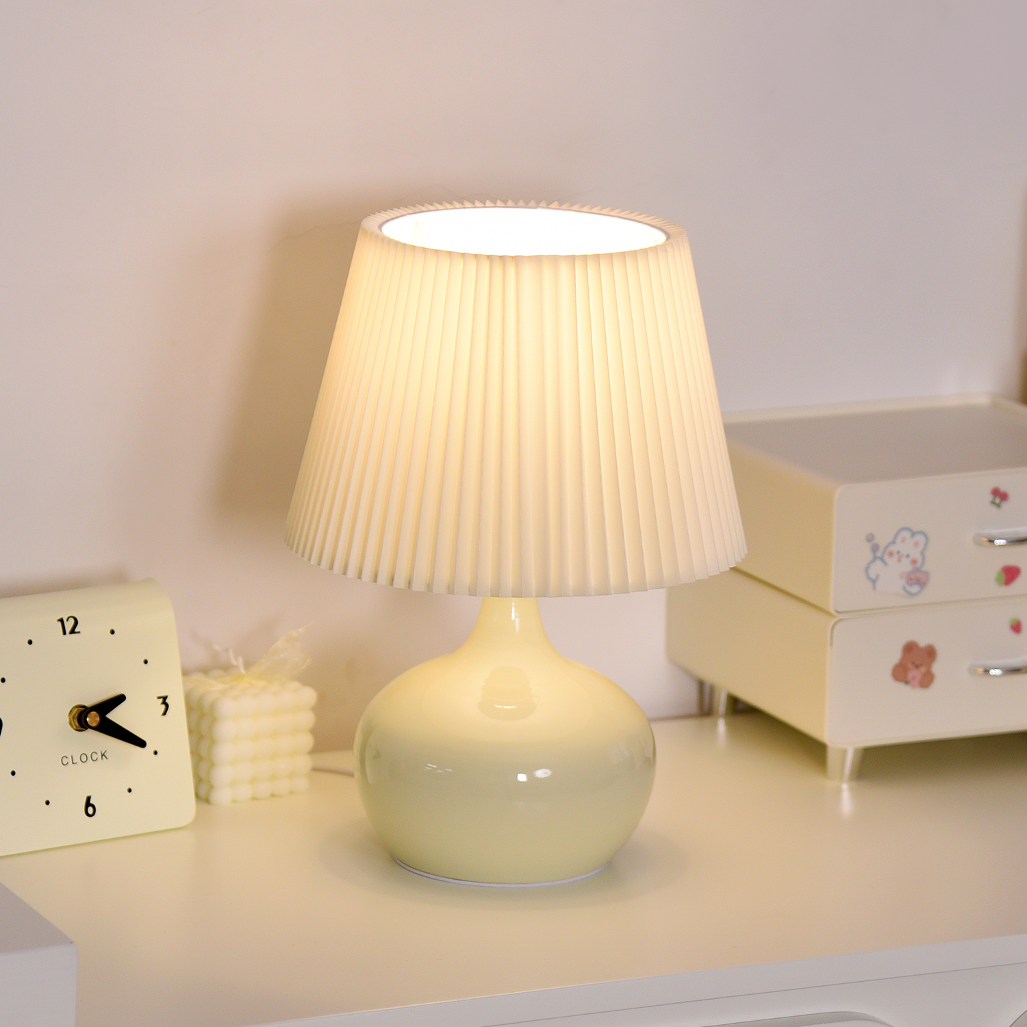 奶油风百褶台灯卧室床头柜灯高级感轻奢2025年新款复古氛围小夜灯