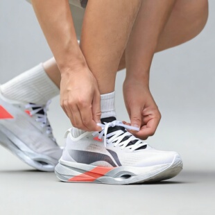 LiNing李宁 追风pro 弜科技 全掌䨻 低帮跑步鞋男女同款ARPV017-3