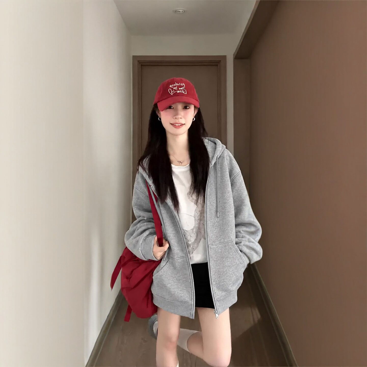 美式灰色连帽卫衣女士2026新款秋季宽松慵懒运动开衫外套长袖上衣