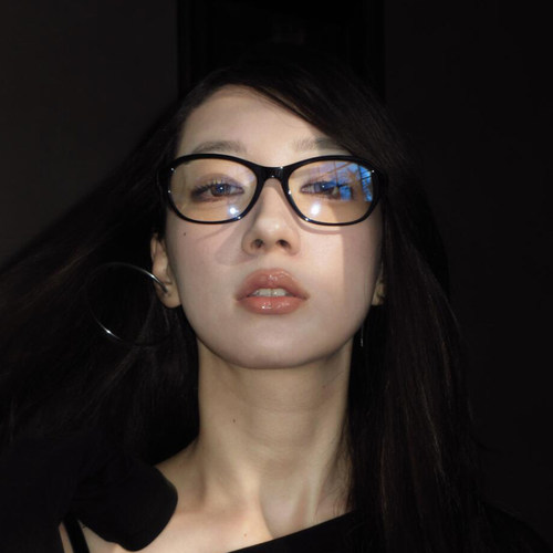 2025新款老钱风素颜猫眼黑框近视镜防蓝光周也迪丽热巴同款cindy