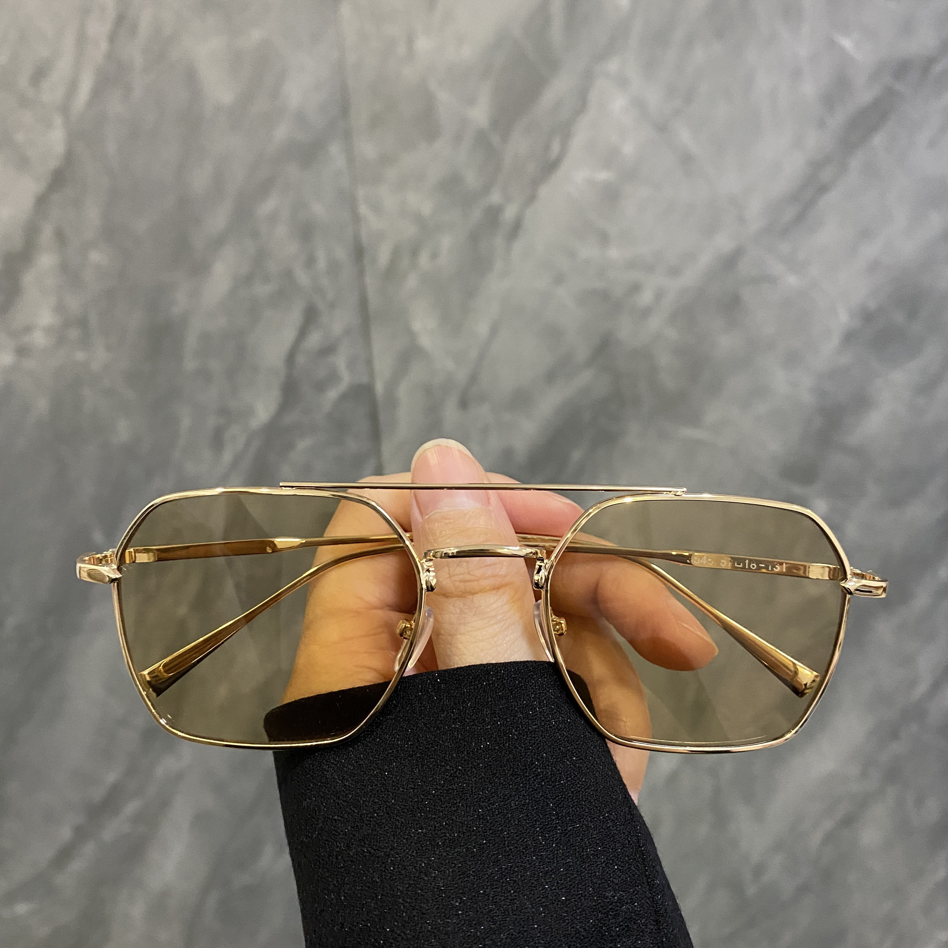 2022新款复古黄色墨镜小红书同款金属框双梁方形太阳眼镜男女显瘦